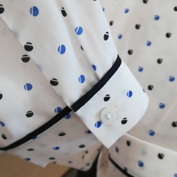 White Blouse with Navy and Blue Circles/Dots (NWT) - Picture 6 of 11